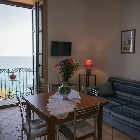 Apartment Costabella *
