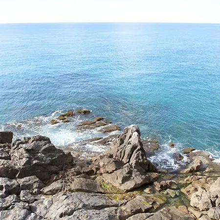 Costabella 公寓 *