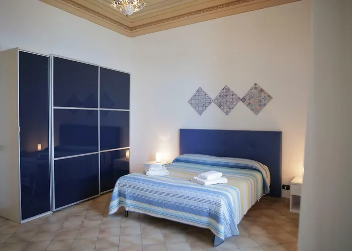 アパート Costabella